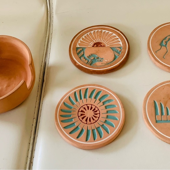 Pottery coasters - Picture 1 of 10